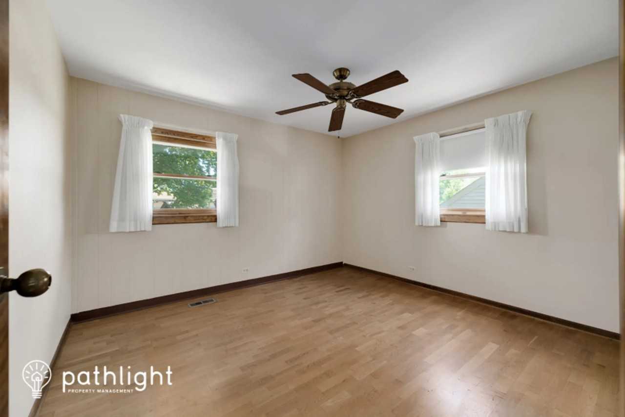 7641 Deerfield Ave - Photo 3 of 5