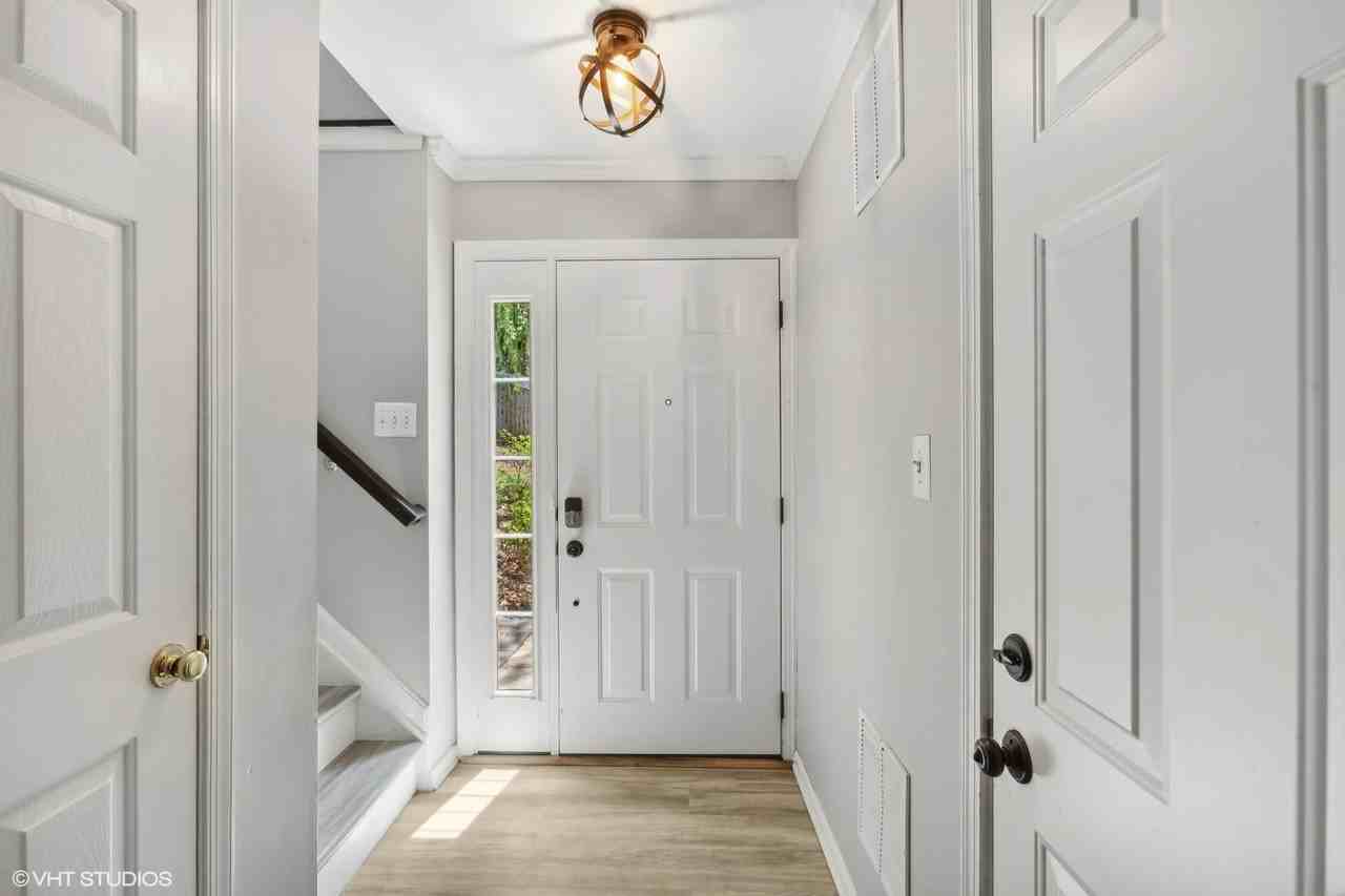 613 Baystone Ct - Photo 2 of 36