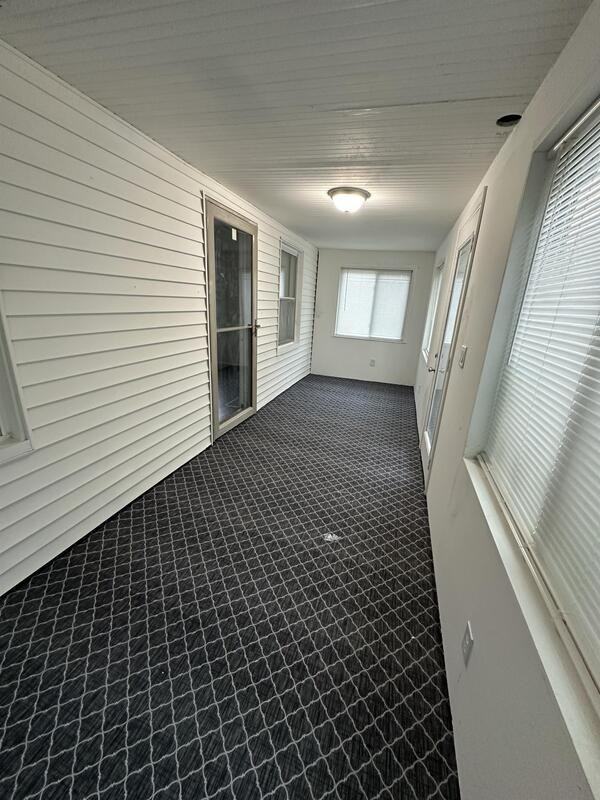 3658 W 58th St - Photo 2 of 18