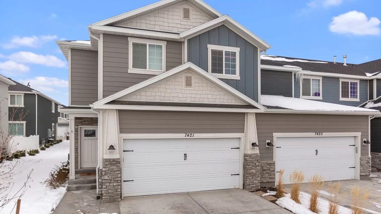 7421 N Hutch Ln - Photo 2 of 27