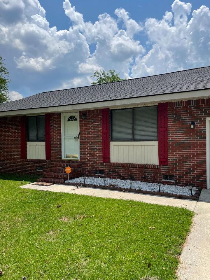 134 Heather Dr - Photo 2 of 10