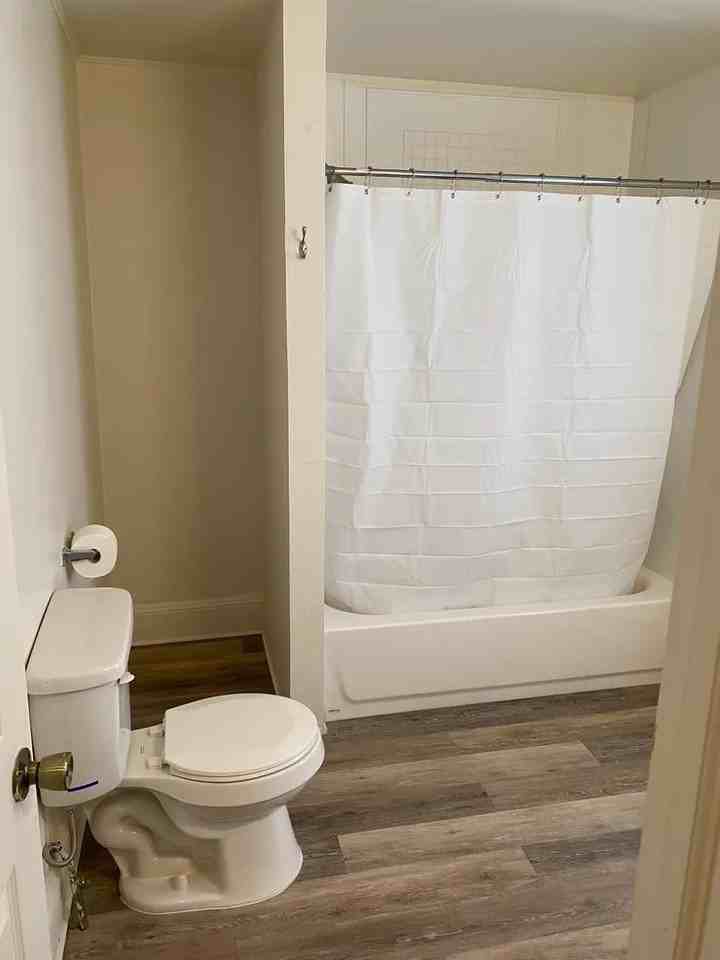 314 Laury St - Photo 5 of 11