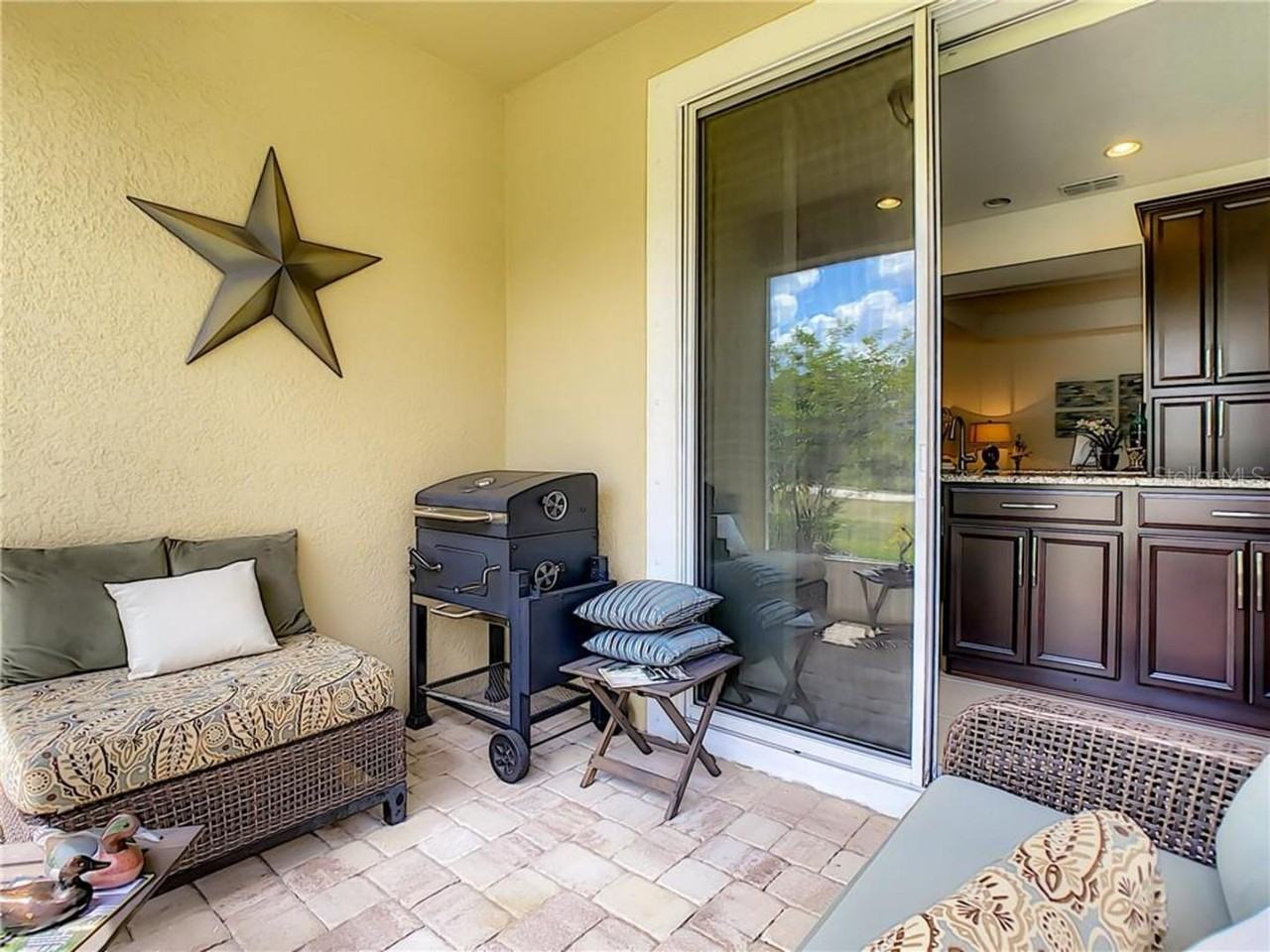 12149 Trailhead Dr - Photo 7 of 20