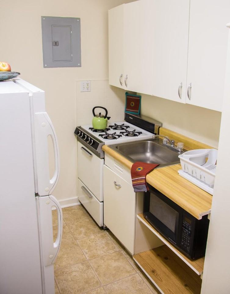 Casa de Luz Apartments - Photo 2 of 8