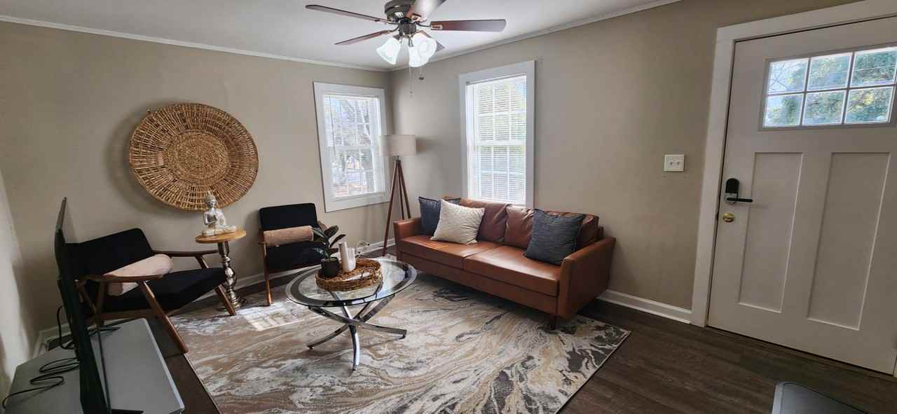 18 Pleasant Ridge Ave - Photo 2 of 11