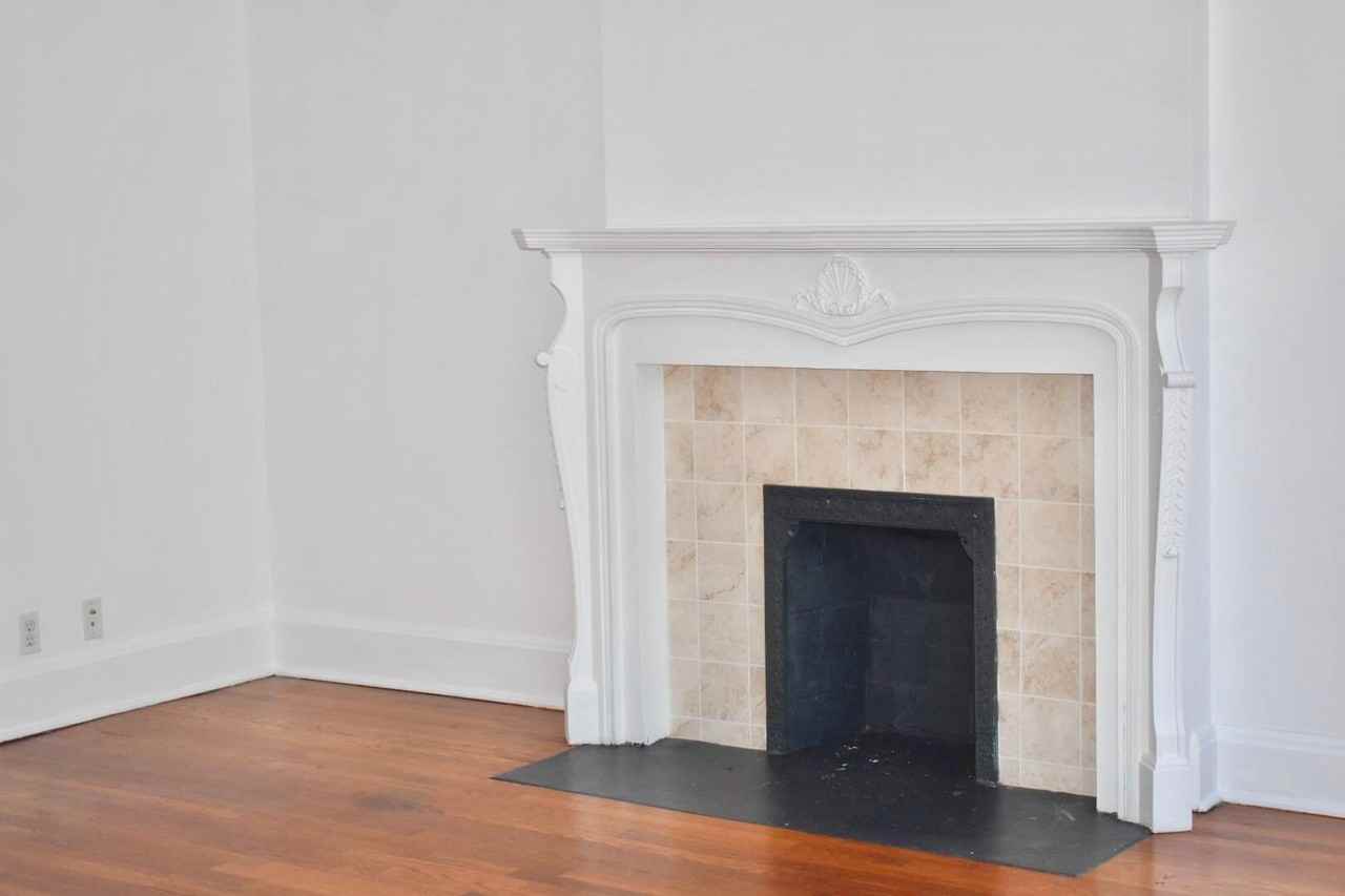 1104 1/2 N High St - Photo 4 of 21