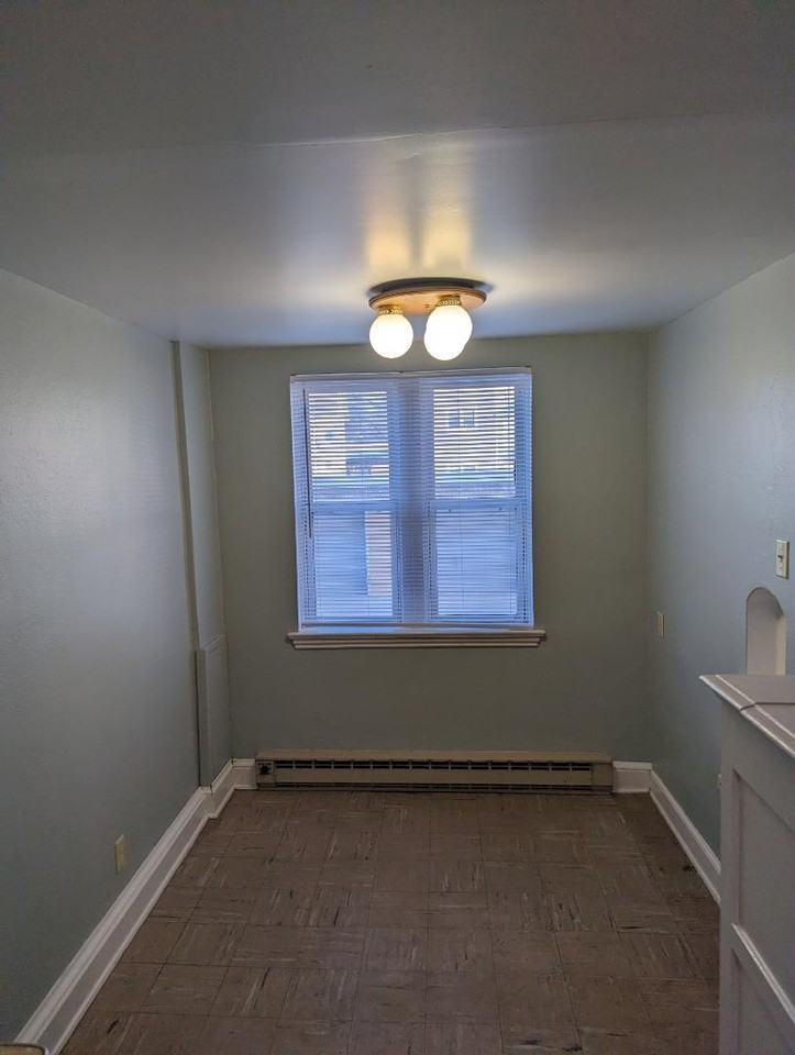 President Apartment - Photo 3 of 7