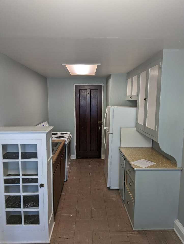 President Apartment - Photo 5 of 7