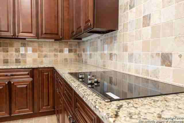 578 Carriage House - Photo 2 of 15