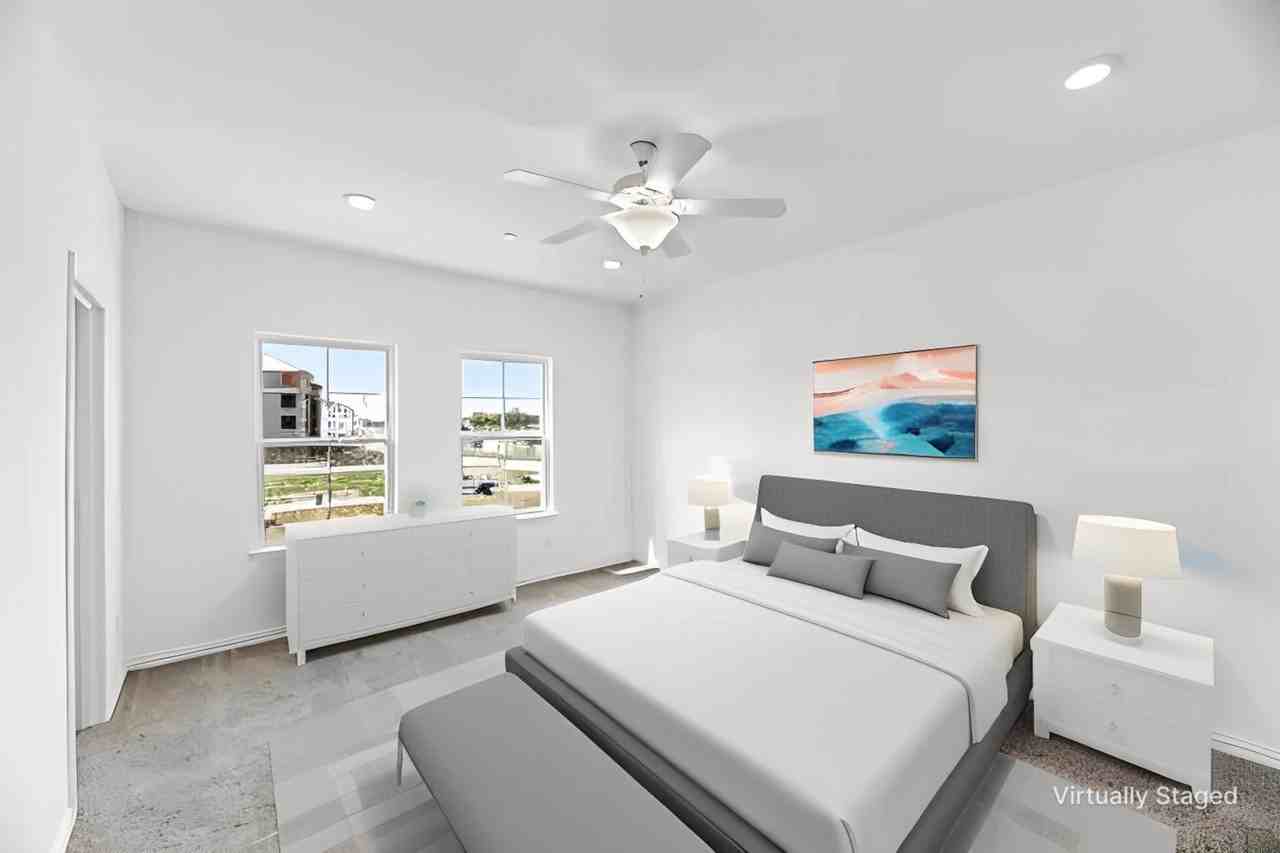 7573 Laburnam Rd - Photo 3 of 17