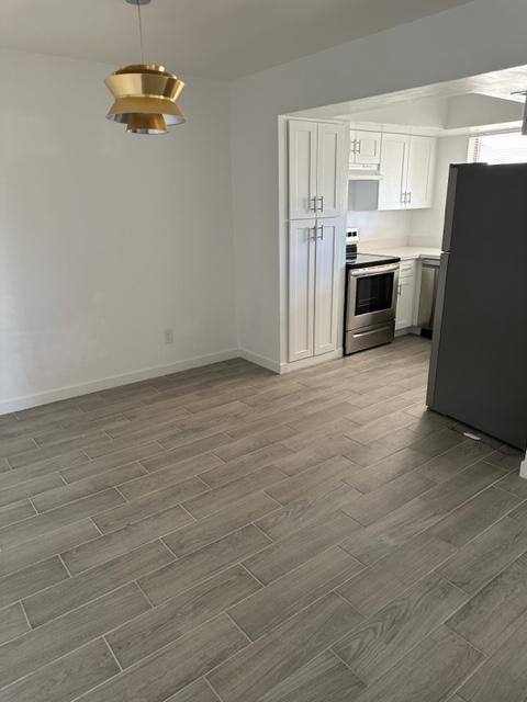 Tropicana - Photo 4 of 10