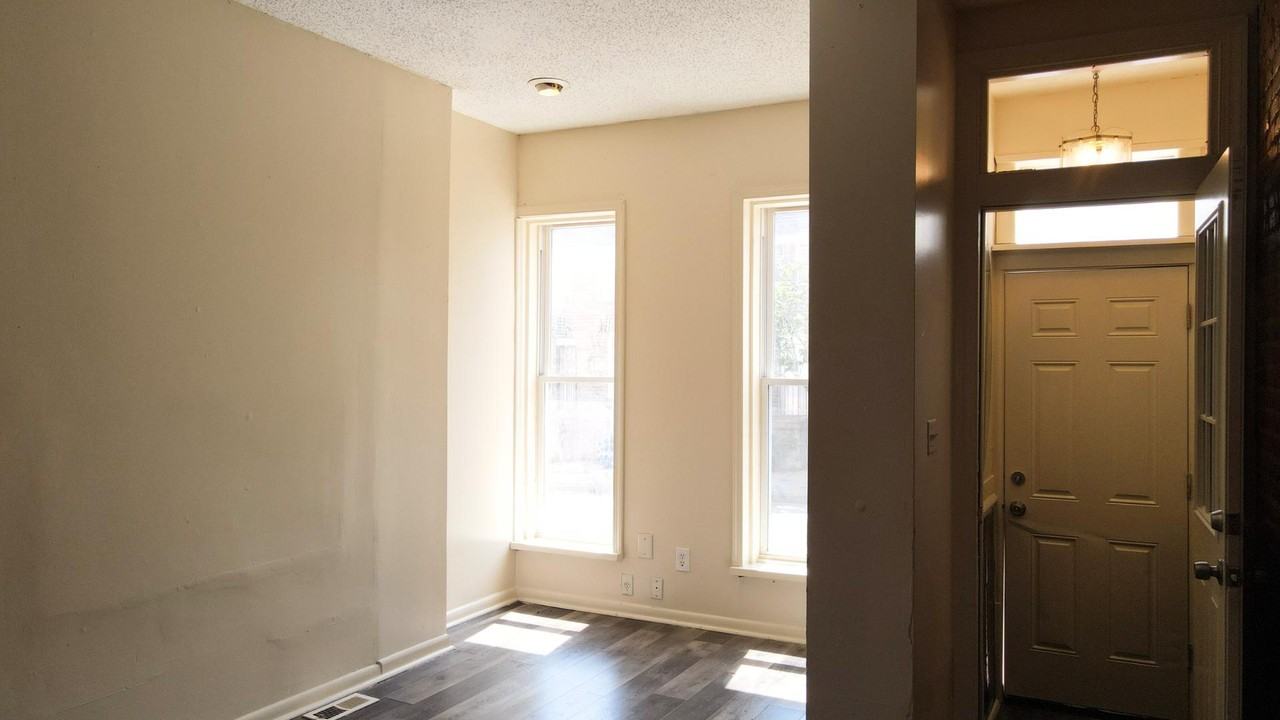 2133 Division Street - Photo 6 of 20