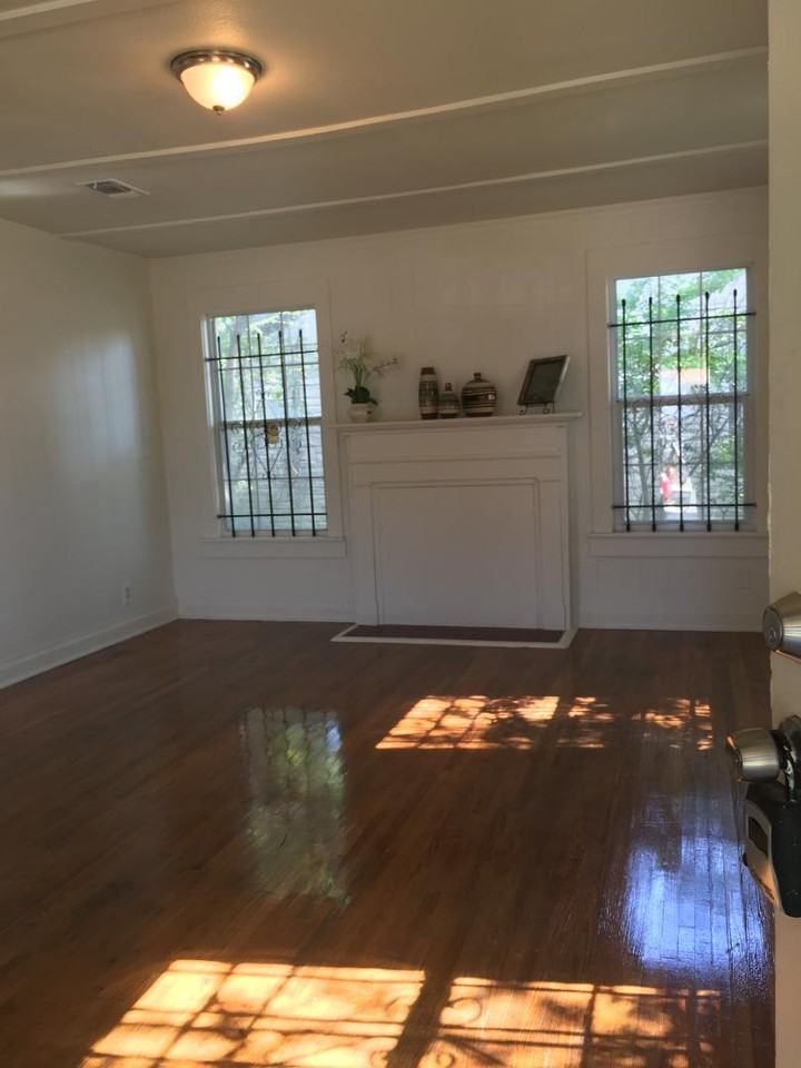 5701 Hearne Avenue - Photo 2 of 10