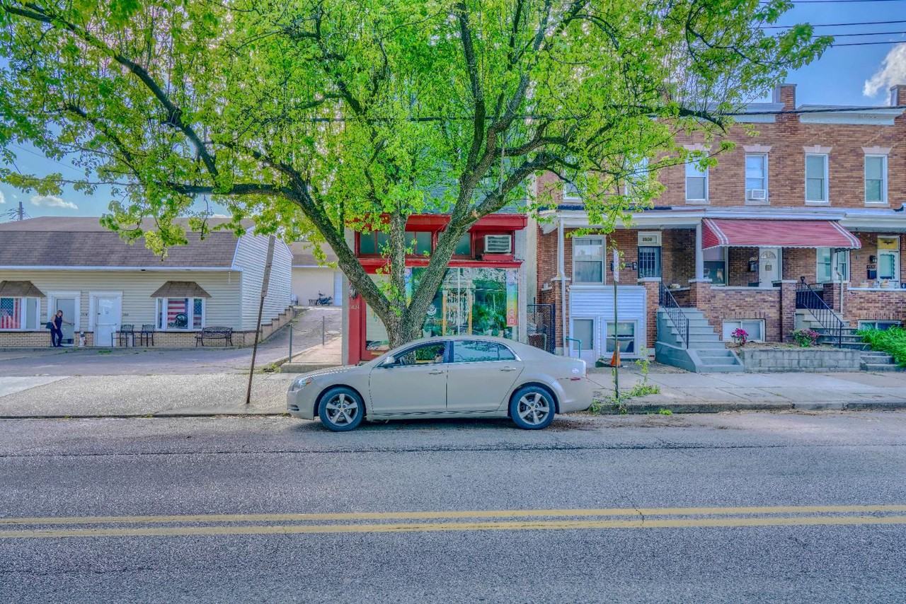 3524 Keswick Rd - Photo 3 of 12