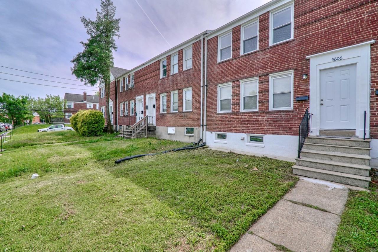 5606 Midwood Ave. - Photo 3 of 10