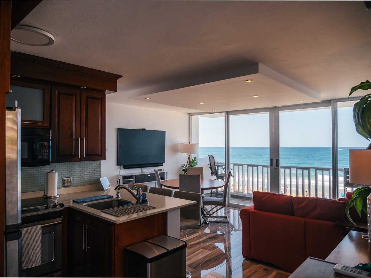 Condado Beach Front Condo - Photo 2 of 42