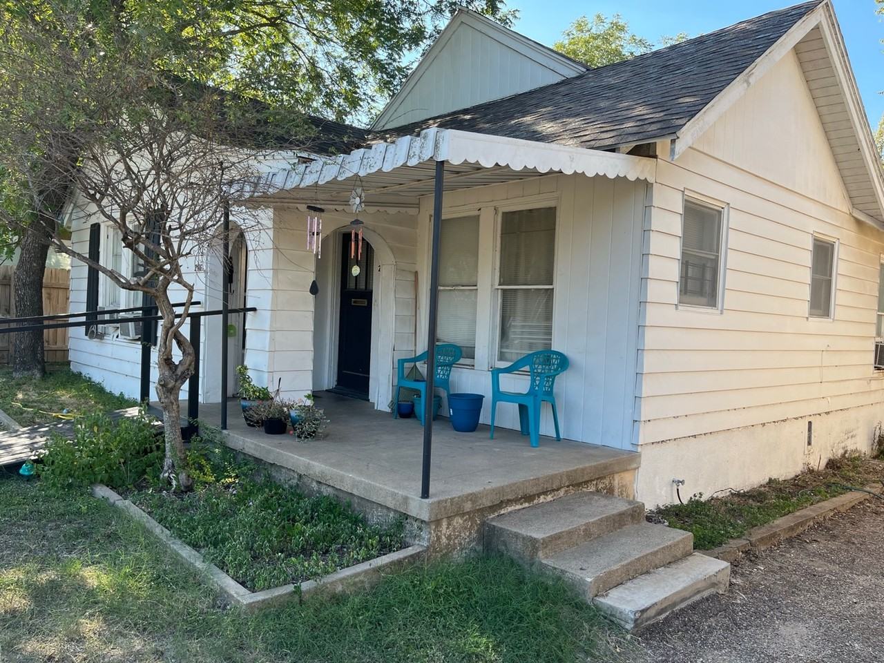 2915 Homan Ave - Photo 7 of 12