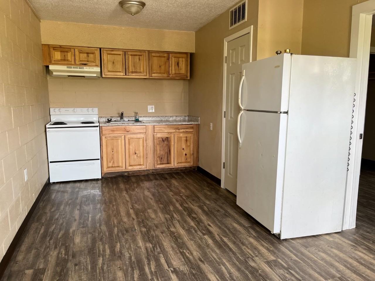 6 South A Street - Photo 2 of 13