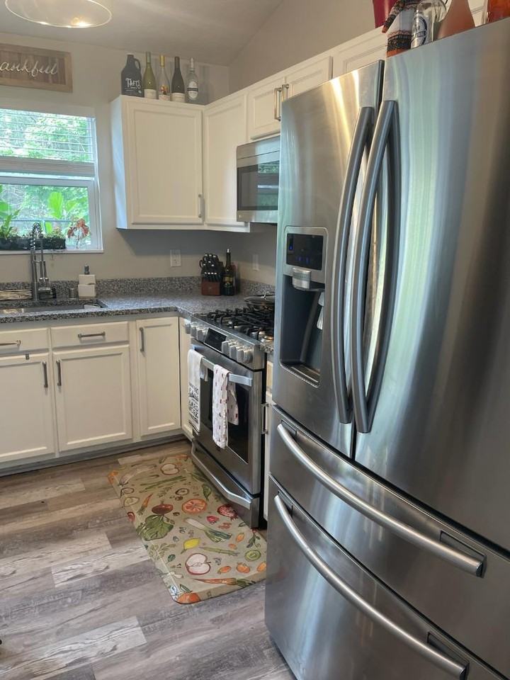 4439 Bresser Ct - Photo 2 of 24