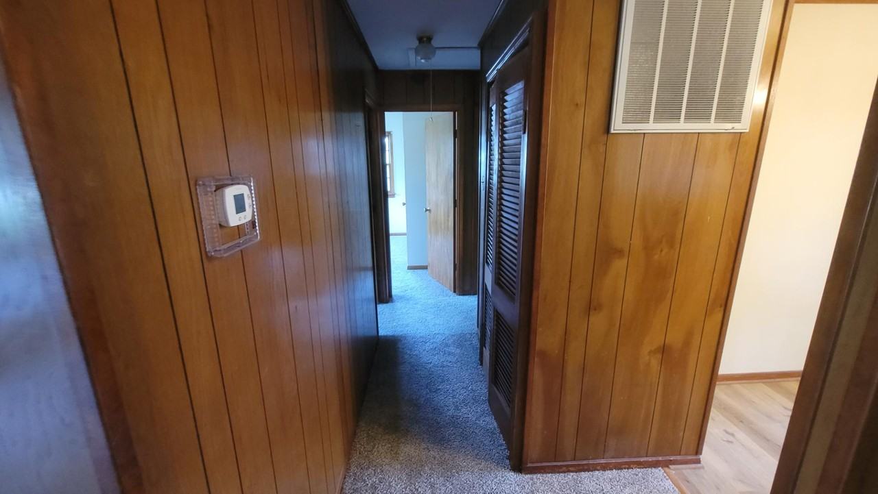 2511 Camilla Dr - Photo 2 of 28