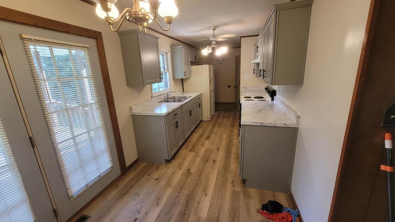 2511 Camilla Dr - Photo 3 of 28