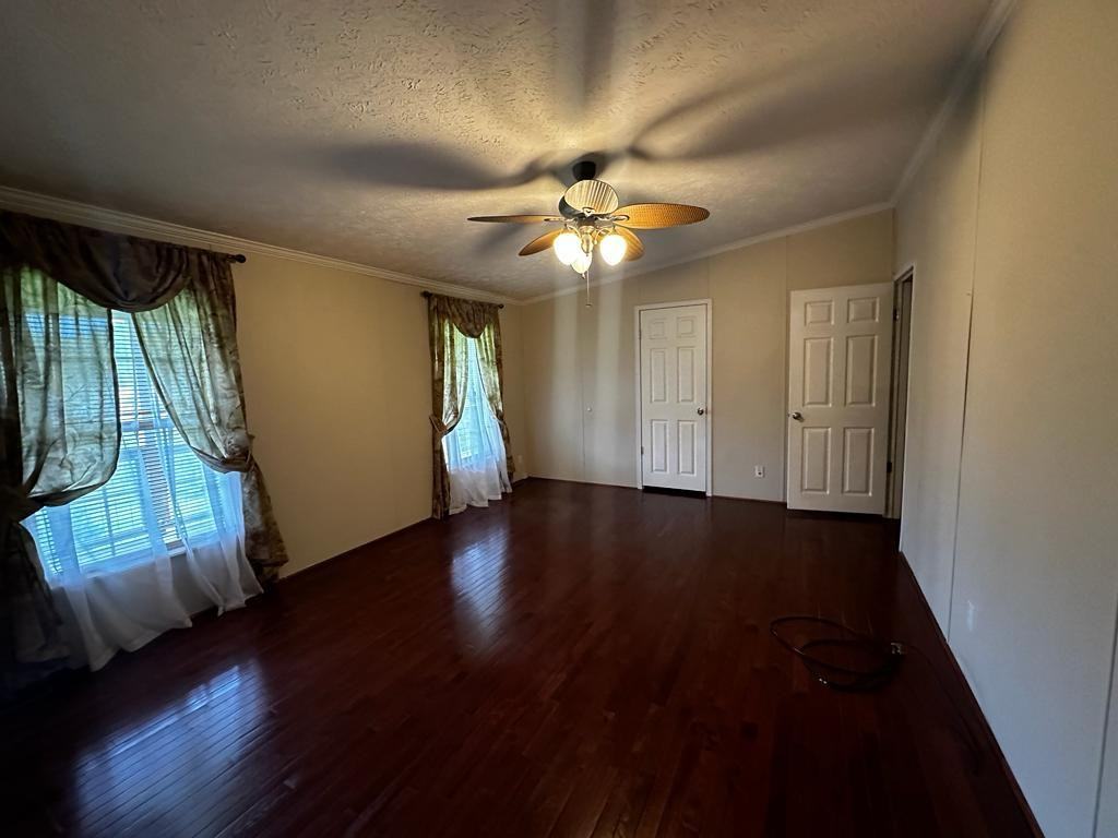 Shirleys Estates - Photo 4 of 10