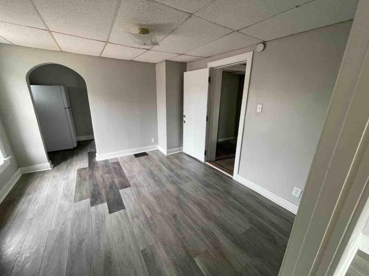 821 N 13th St - Photo 2 of 7