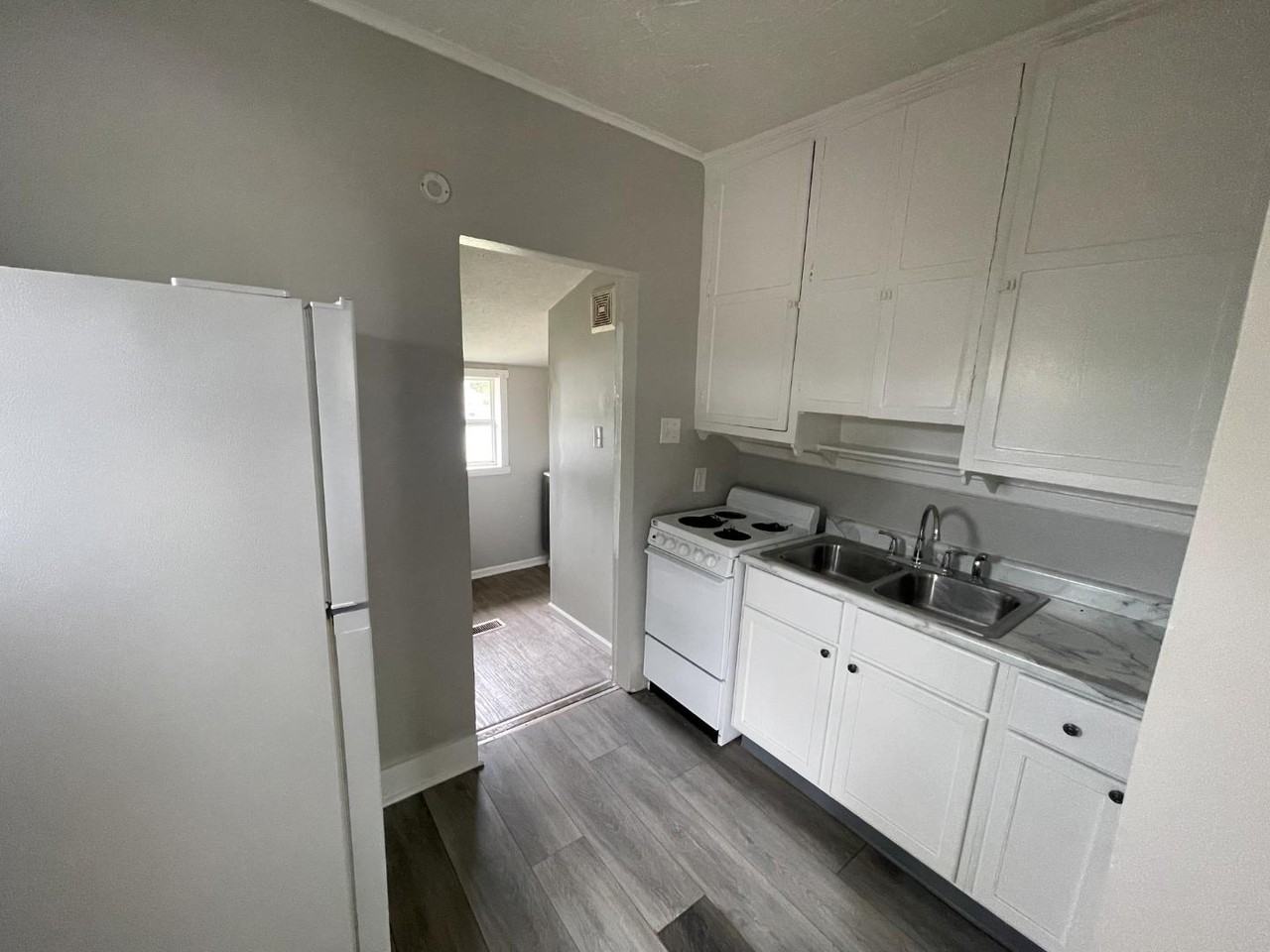 821 N 13th St - Photo 4 of 7