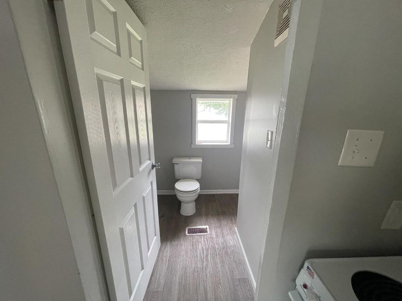 821 N 13th St - Photo 5 of 7