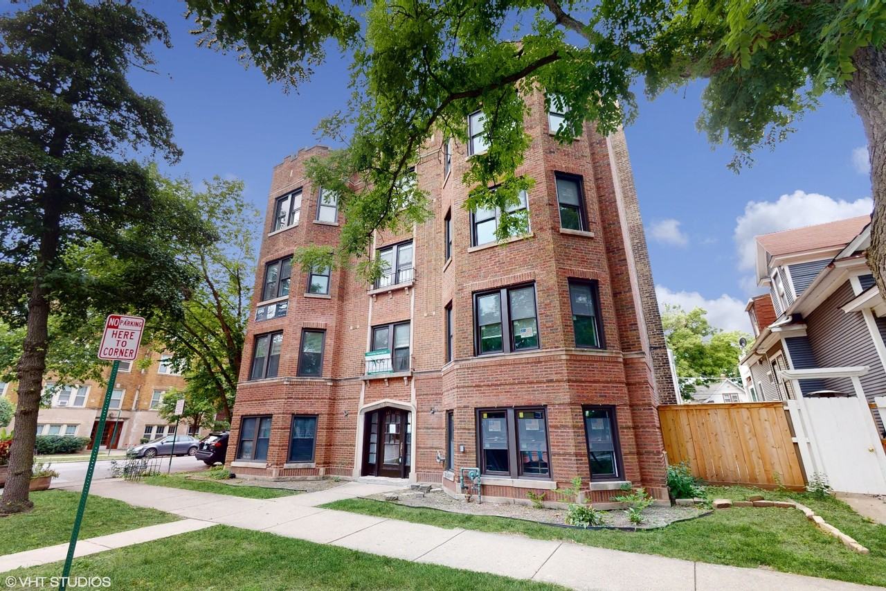 845 Lyman Avenue - Photo 2 of 3