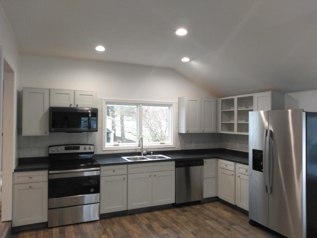131 Dewey Street - Photo 3 of 22