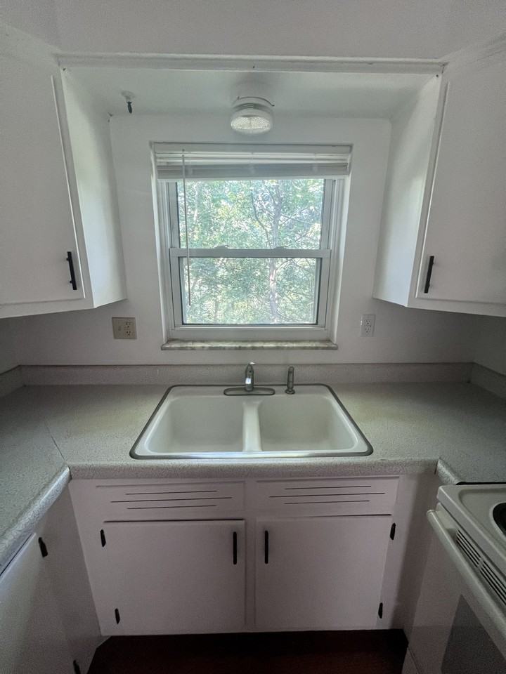2612 Louisiana Ave #1 - Photo 7 of 17