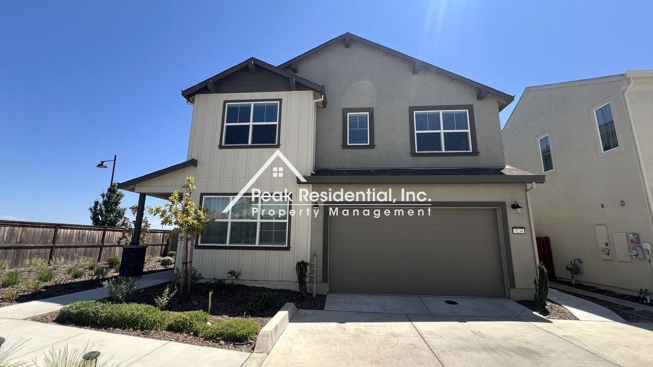 3236 Sunny Gate Ln - Photo 5 of 50