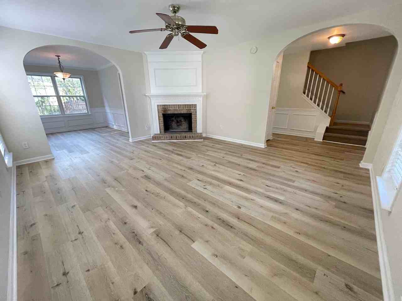 606 Ascott Way - Photo 5 of 49