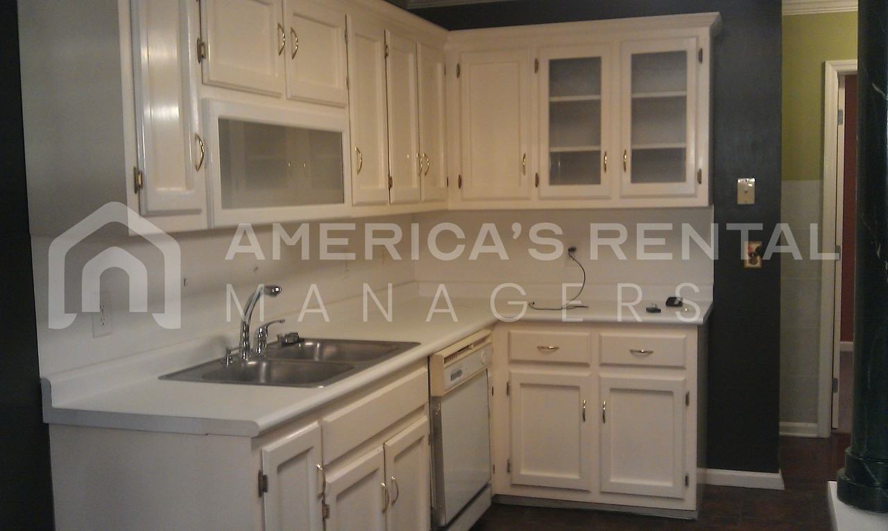 109 Greenwood Ln - Photo 6 of 24