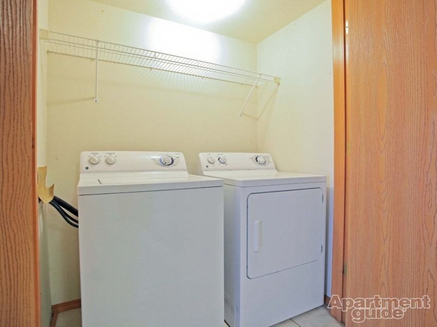 Palisades Townhomes - Photo 3 of 7