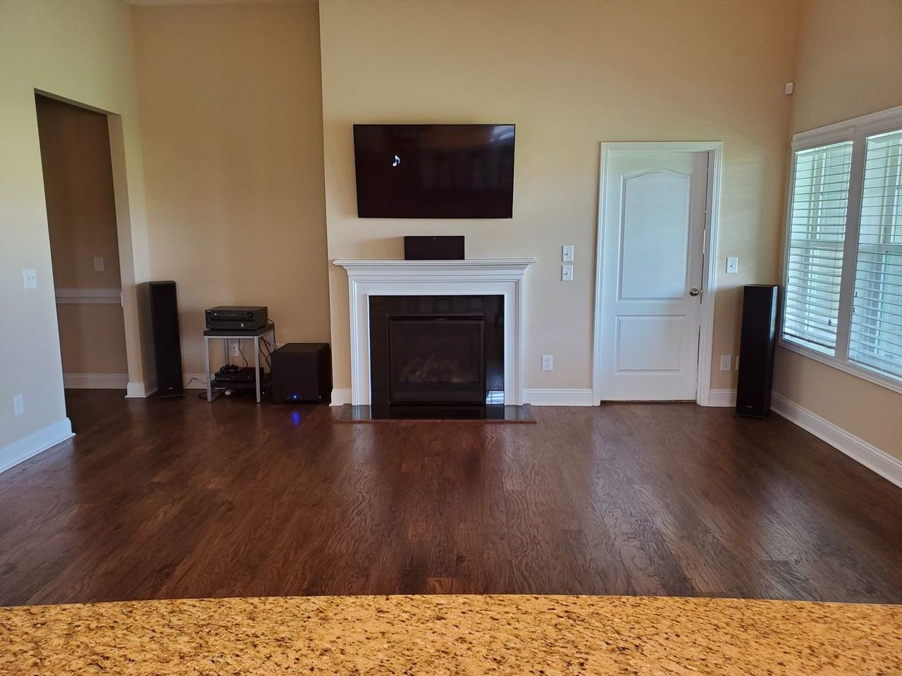 205 Korbel Dr - Photo 3 of 24