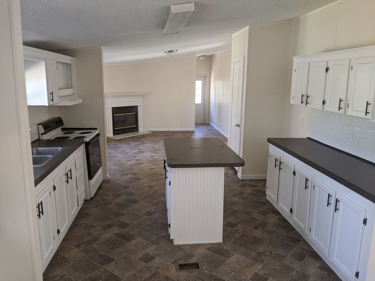 1017 Old Glenwood Rd - Photo 3 of 12