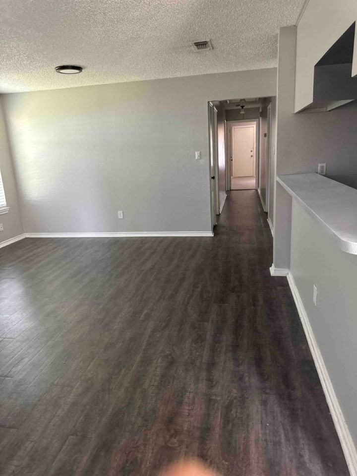 3334 Heritage Ln - Photo 4 of 9