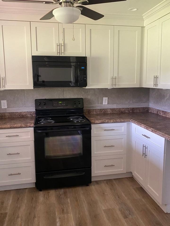 425 Bainbridge Loop - Photo 3 of 13