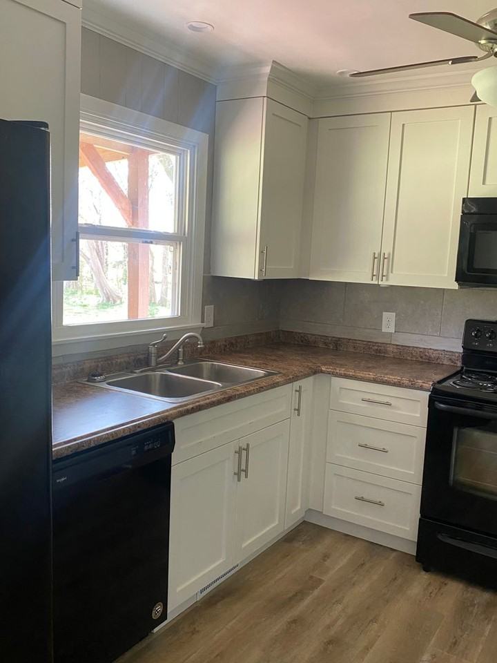 425 Bainbridge Loop - Photo 2 of 13