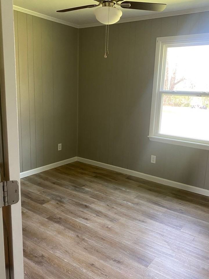 425 Bainbridge Loop - Photo 5 of 13