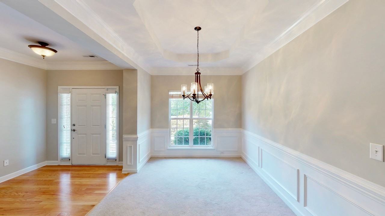 8321 Suttonview Dr - Photo 5 of 40