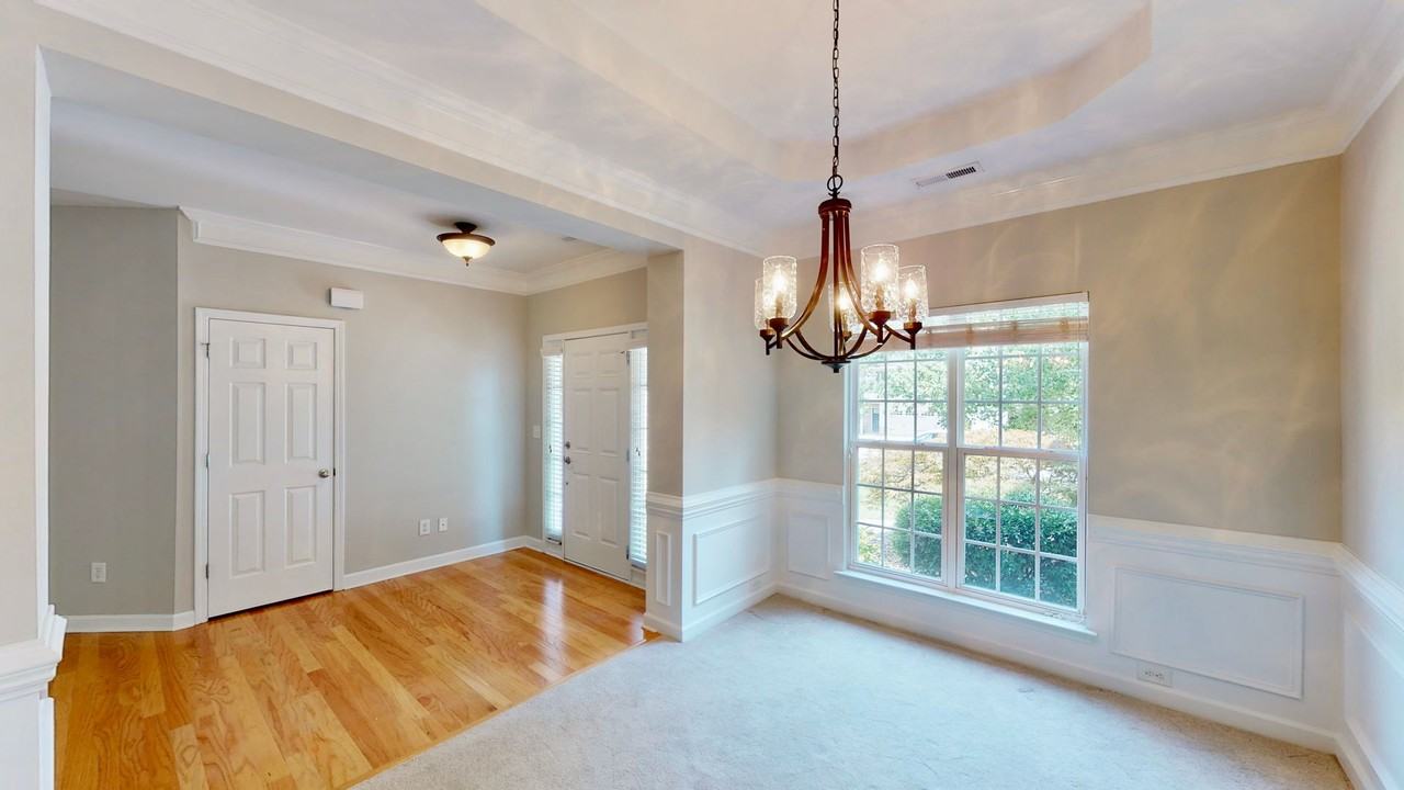 8321 Suttonview Dr - Photo 6 of 40