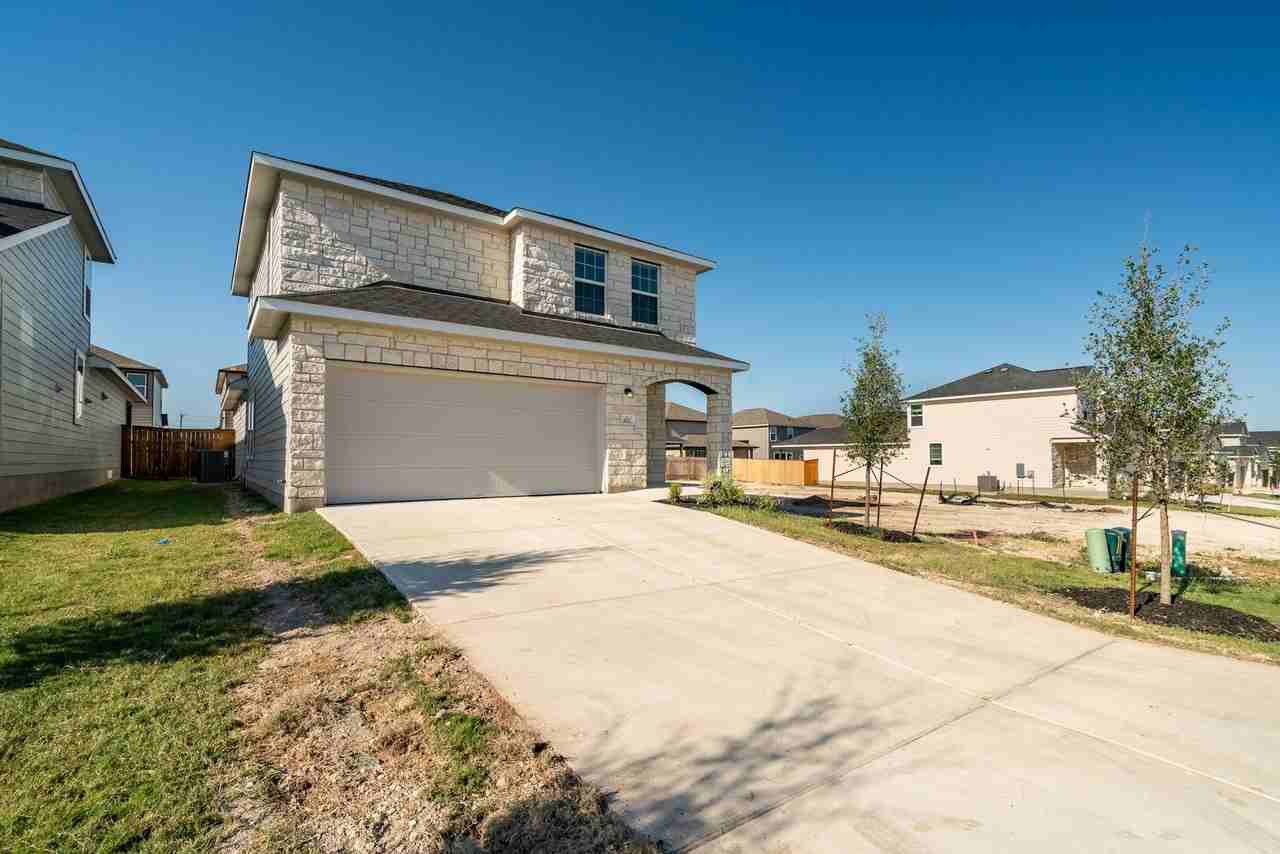 612 Lt Rusty Dr - Photo 2 of 23