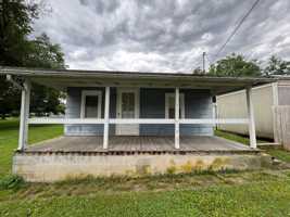 featured image of 2136 Church Rd