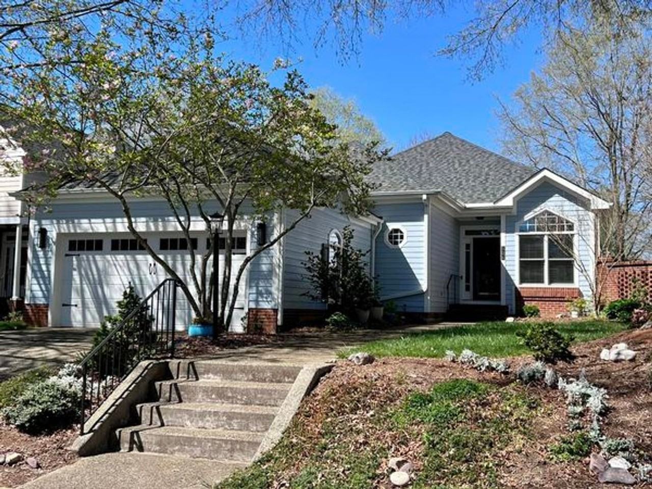 104 S Fields Cir - Photo 2 of 48