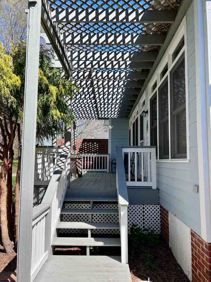 104 S Fields Cir - Photo 3 of 48