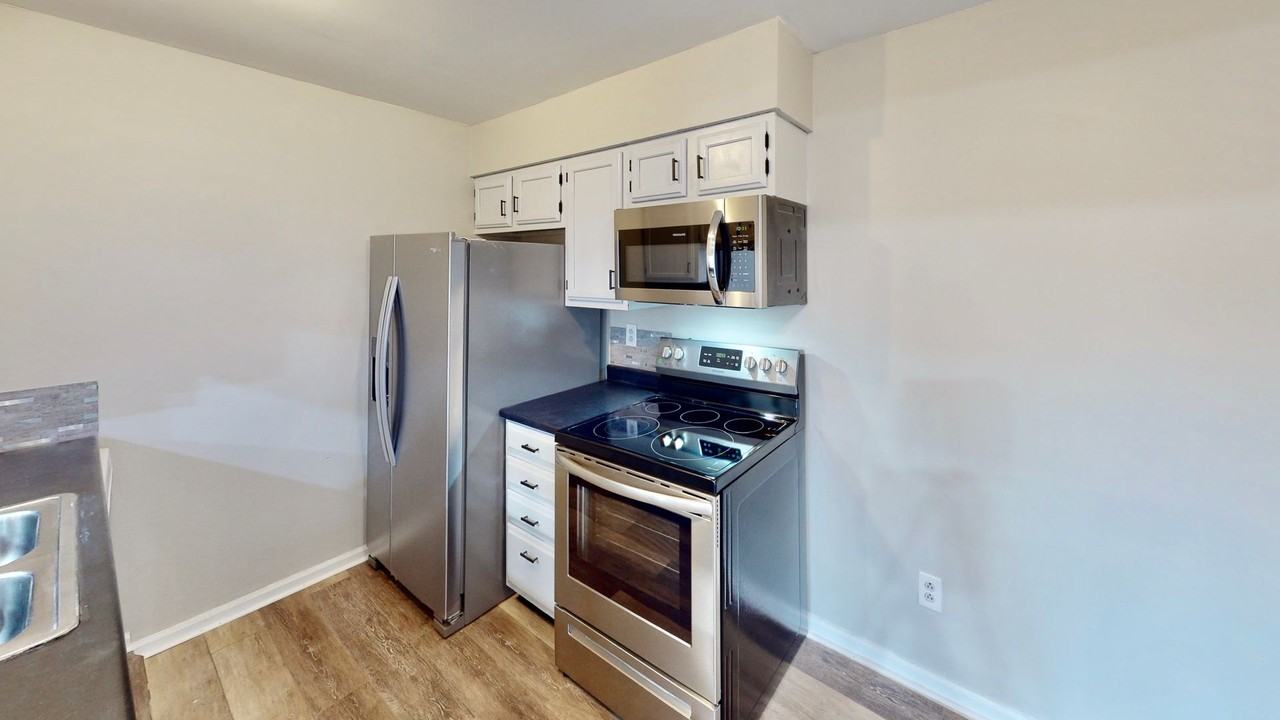 9617 Vinca Cir #G - Photo 5 of 21