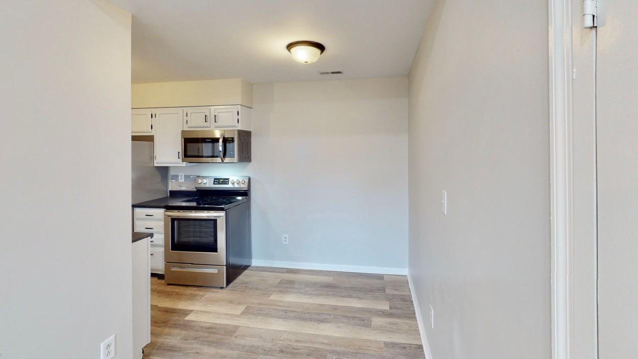 9617 Vinca Cir #G - Photo 6 of 21